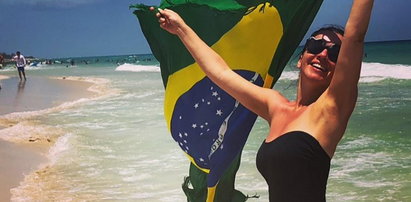 Tadla na Kubie pozuje z flagą Brazylii. O co chodzi?