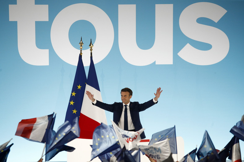 Emmanuel Macron po ogłoszeniu sondażowych wyników wyborów (10.04.2022)