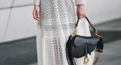 Dior, Celine, Balmain: torebki francuskich domów mody kupisz teraz dużo  taniej