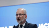 Adam Niedzielski został pobity. Jest reakcja Donalda Tuska