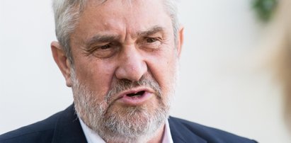 B. minister rolnictwa wytyka Unii: niemiecki polityk stwierdził, że kury muszą chodzić w kamizelkach