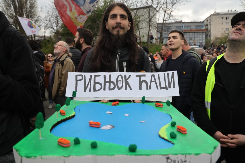 Protest ispred Informera