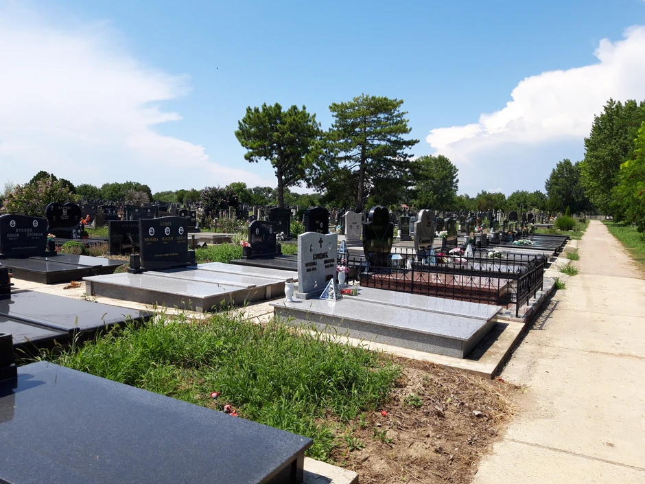 Zjačić je sahranjen na lokalnom groblju