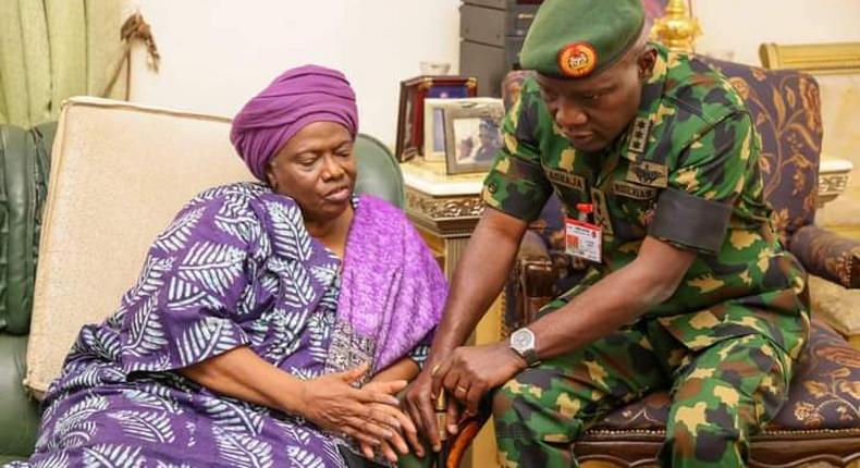 Lagbaja visits late ex-COAS Alli’s family as tributes pour in [Facebook:Nigerian Army]