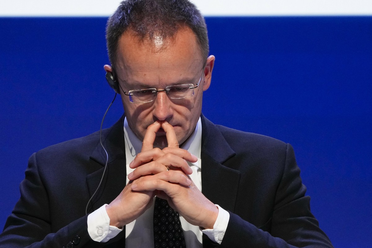 Węgierski minister krytykuje Donalda Tuska. "Nie chcemy Europy, w której premierzy bronią terrorystów"