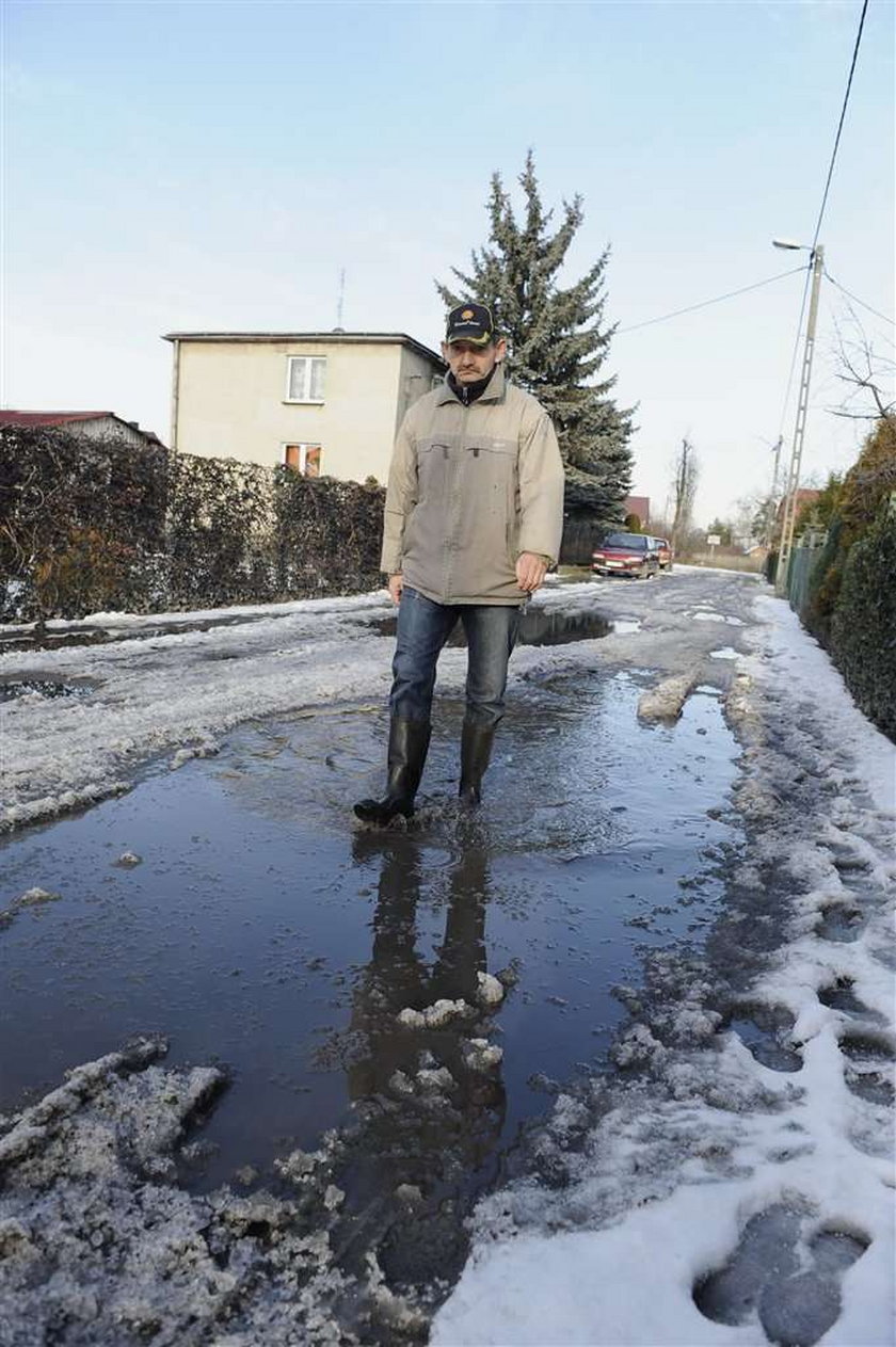 Mamy już dość życia w błocie