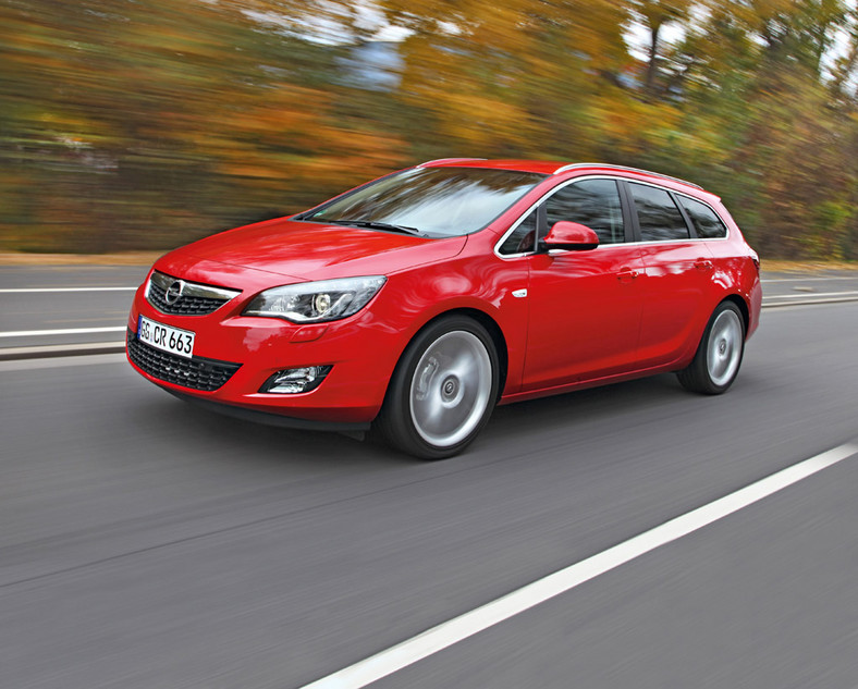 Opel Astra Sports Tourer: Sportowy turysta