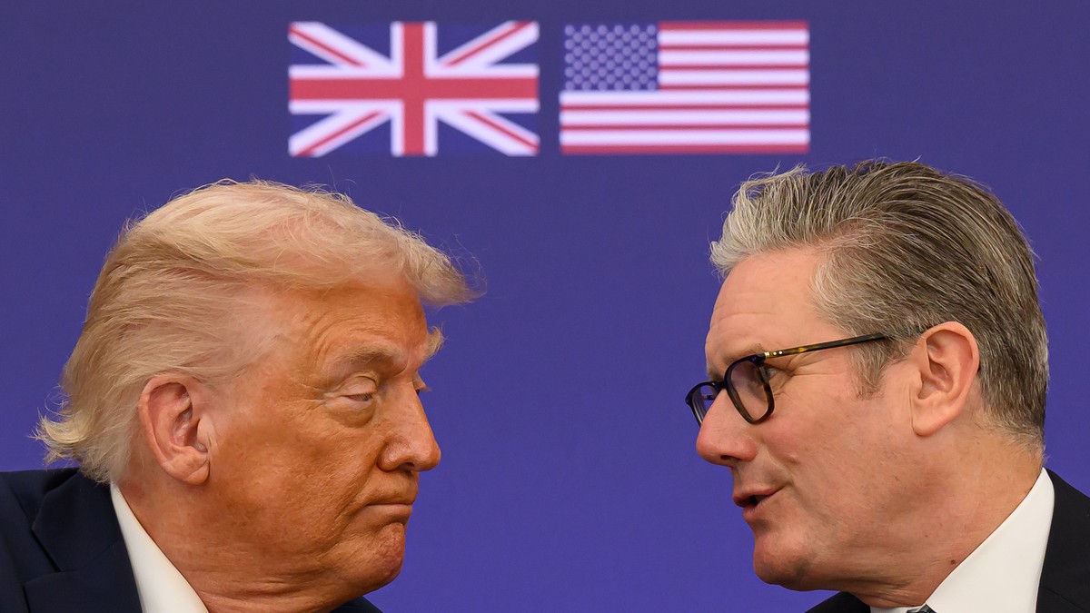 Donald Tramp i Kir Starmer