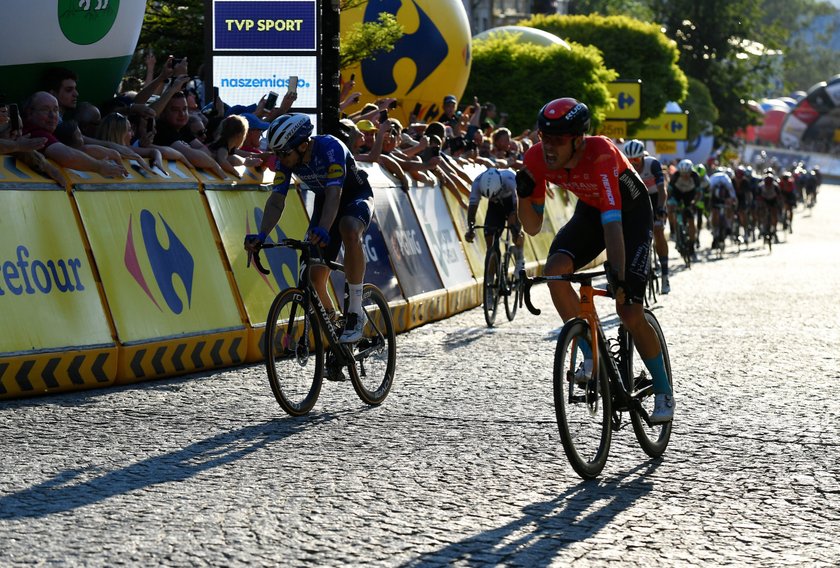 Kolarze w tegorocznym Tour de Pologne mogą czuć się bezpieczniej niż dawniej. 