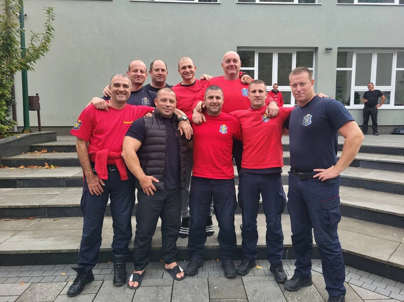 Srpski vatrogasci u borbi sa poplavama u Bosni i Hercegovini