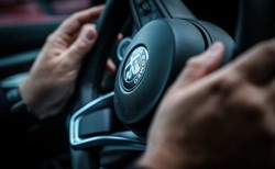 Nowa Alfa Romeo wjeżdża do Polski! Włosi już świętują sukces