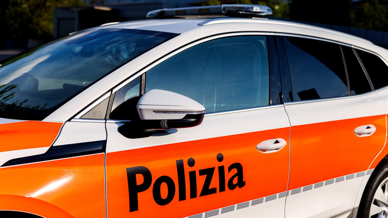 Švajčiarska polícia pokračuje v rozsiahlom technickom a forenznom vyšetrovaní. (ilustračné foto)