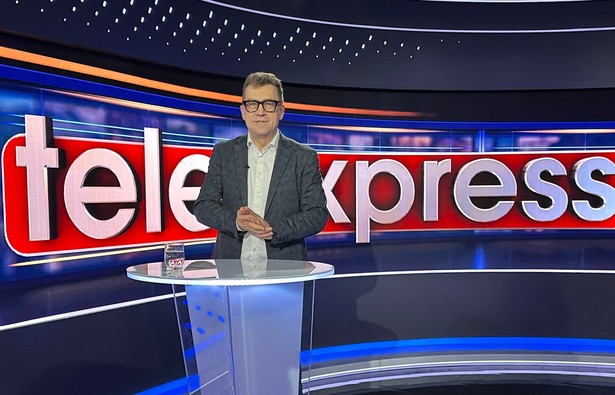 "Teleexpress" z Maciejem Orłosiem w roli prowadzącego powraca na antenę TVP. Program w nowej odsłonie i kręcony w nowym studio zadebiutuje już dziś.