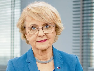 Danuta Hübner – ekonomistka i polityczka. Pierwsza polska komisarz UE. W 2004 r. objęła tekę ds. handlu, a potem polityki regionalnej, posłanka do europarlamentu, przewodnicząca delegacji ds. stosunków ze Stanami Zjednoczonymi