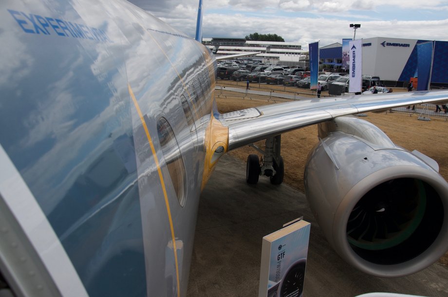 Embraer E190-E2