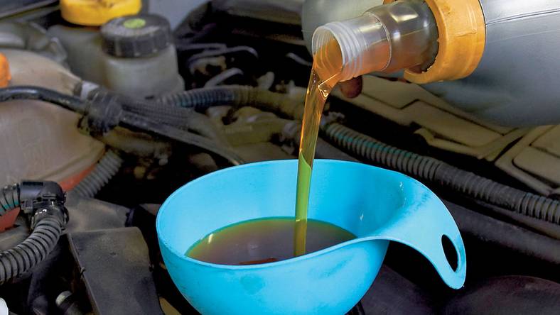 Najpopularniejsze oleje syntetyczne 5W-30 na naszym rynku