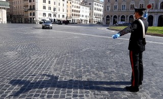 Koronawirus we Włoszech: Nawet 3000 euro kary za naruszenie przepisów w sprawie epidemii