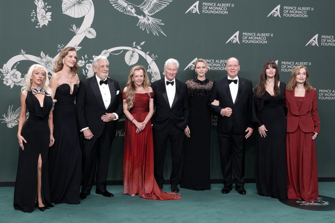 Kristina Agilera, Eva Hercigova, Plasido Domingo, Karolin Šajfele, Ričard Gir, princeza Šarlin, princ Albert II od Monaka, Monika Beluči i Izabel Iper u Monaku
