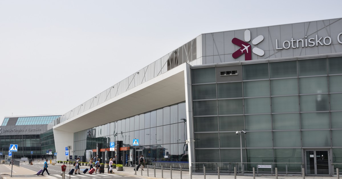 Część rejsów PLL LOT na trasie Warszawa - Taszkent została zawieszona. Nieoficjalnie: możliwa blokada przez Uzbekistan