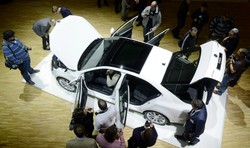 Gorąca nowość Skody jak limuzyna Mercedesa? Octavia na ZDJĘCIACH z premiery