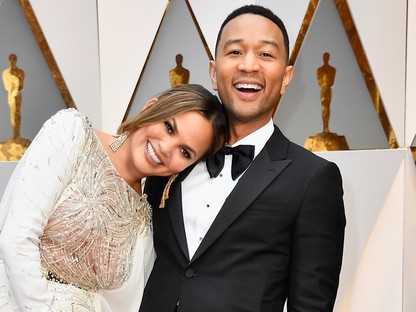 John Legend izmos teste a nap fénypontja: köszönjük, Chrissy Teigen