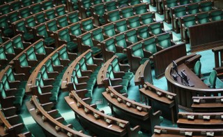 Mateusiak-Pielucha: Nie wycofuję poparcia dla projektu ws. opłaty paliwowej