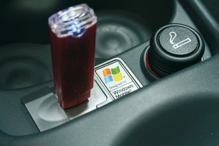 którzy mogą np. podłaczyć odtwarzać mp3