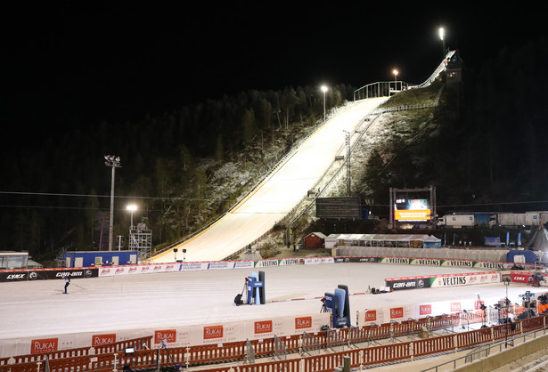 PŚ w skokach: Kwalifikacje w Kuusamo przełożone z powodu zbyt silnego wiatru