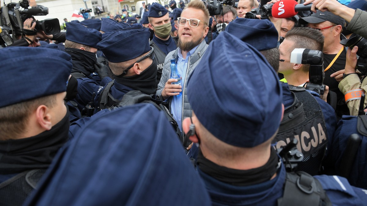 Podsumowanie dnia. Ministerstwo Zdrowia informuje o nowych zakażeniach COVID-19