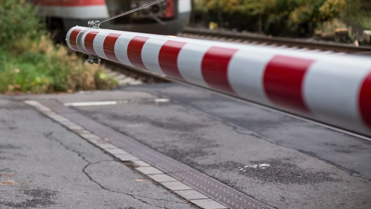 Utrudnienia są spowodowane budową trzeciego pasa jezdni. Kierowcy muszą być też gotowi na wahadło, jakie powstanie na ul. Marka z Jemielnicy w Opolu.