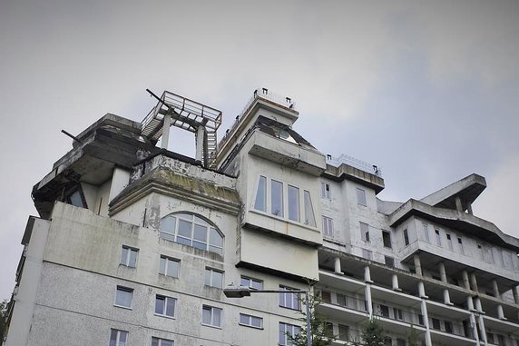 Jak futurystyczny penthouse z Jastrzębia-Zdroju znalazł się na dachu bloku?