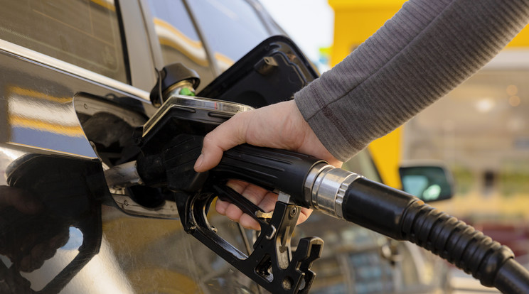A héten szerdán a gázolaj ára tovább emelkedik bruttó 10 forinttal/ Fotó: Northfoto