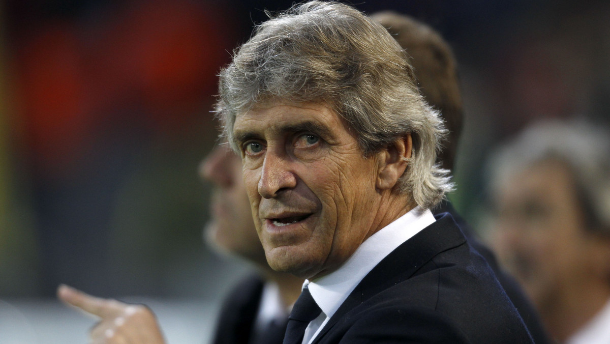 Manuel Pellegrini przyznał, że działacze Manchesteru City chcą go zatrudnić. - Mam wiele opcji, City jest jedną z nich - stwierdził trener, który opuszcza Malagę.