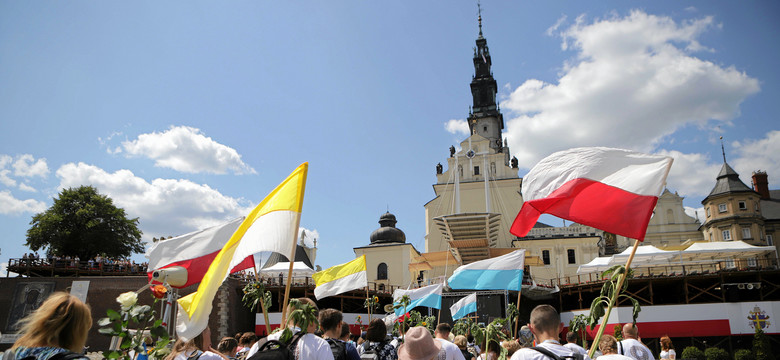 Idzie z Włoch do Częstochowy. Ma 95 lat