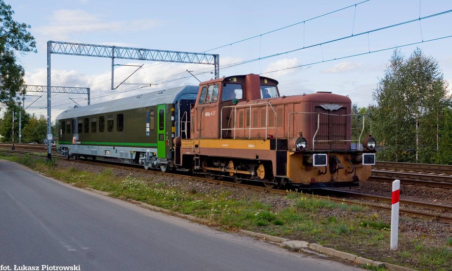 Nowy wagon do przewozu wojska dla PKP Intercity. Firma zamówiła osiem takich maszyn