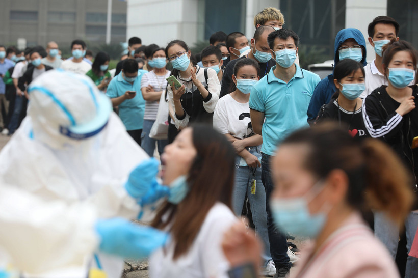 CNN: W pierwszych tygodniach w Chinach zbagatelizowano koronawirusa