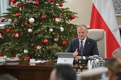 Donald Tusk składa życzenia Europie. 'Bądźcie jak Polska - odważni i bezpieczni' [WIDEO]