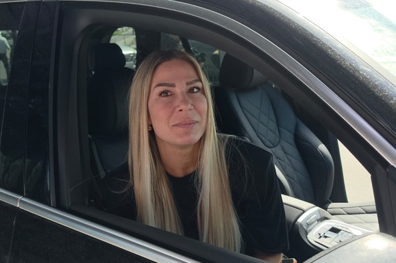 (VIDEO) VESNA ĐOGANI PRVA OTKRILA DA JE MELINA DŽINOVIĆ PREVARILA HARISA Evo šta sada ima da kaže o njenom venčanju sa milionerom: "To je njena sreća"