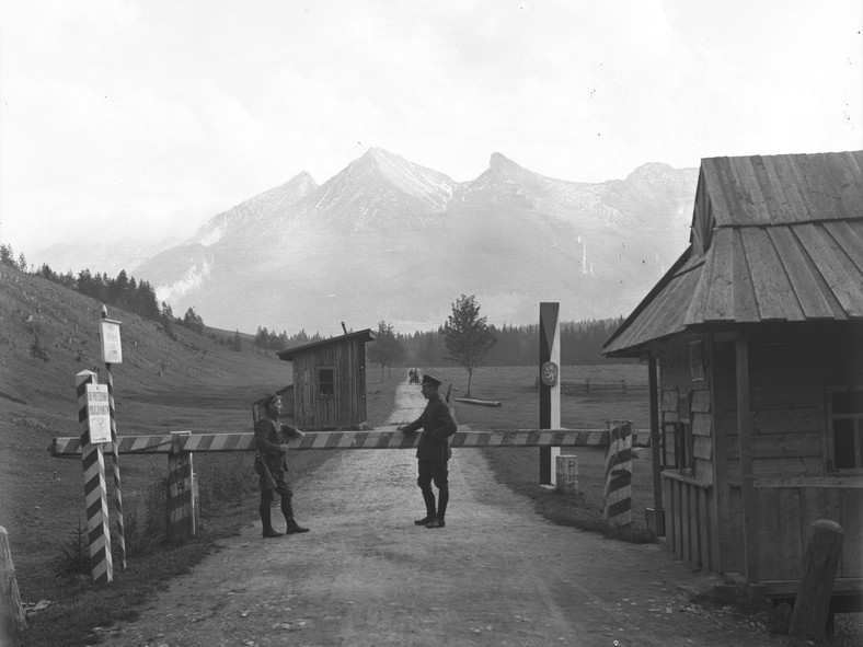 Przejście graniczne pomiędzy Polską a Czechosłowacją w Jurgowie, 1929 r.