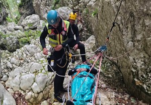 spasioci izvukli povređenog Hrvata iz kanjona Nevidio kod Šavnika