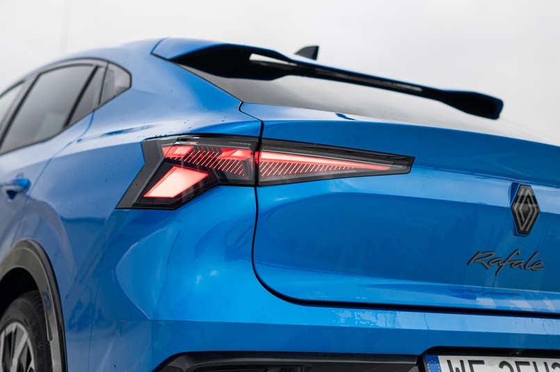 Renault Rafale E-Tech full hybrid 200