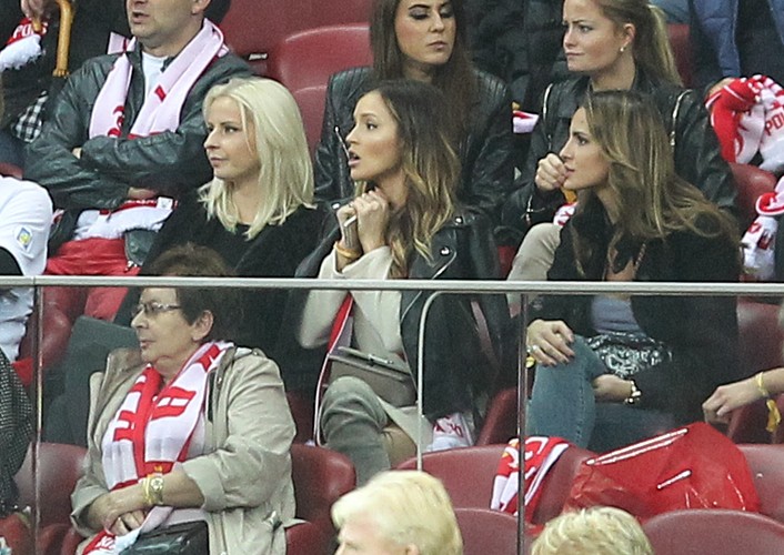 Gwiazdy na meczu Polska - Szkocja. Mroczek, Siwiec, Olejnik, Sikorski i Kwaśniewski na trybunach