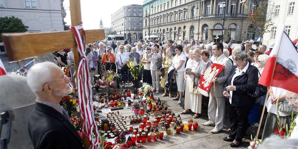 Szok! Kaczyński za usunięciem krzyża!