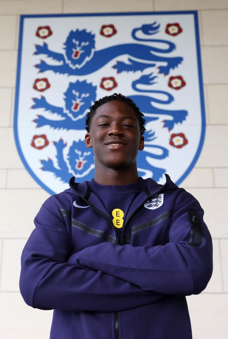 Kobbie Mainoo chooses England over Ghana