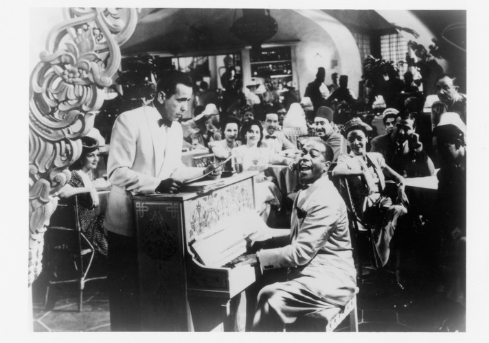 – Zagraj to, Sam. Zagraj: 'Jak mija czas'