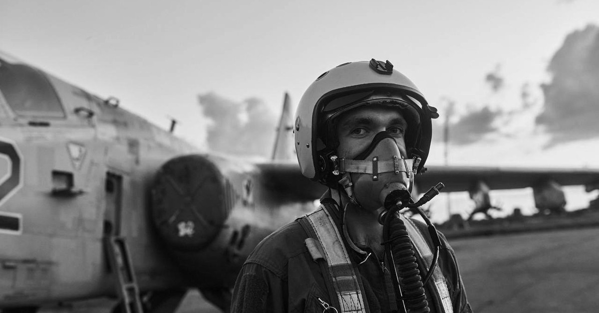 Dramat nad Ukrainą! Śmierć pilota F-16 i pytania bez odpowiedzi.