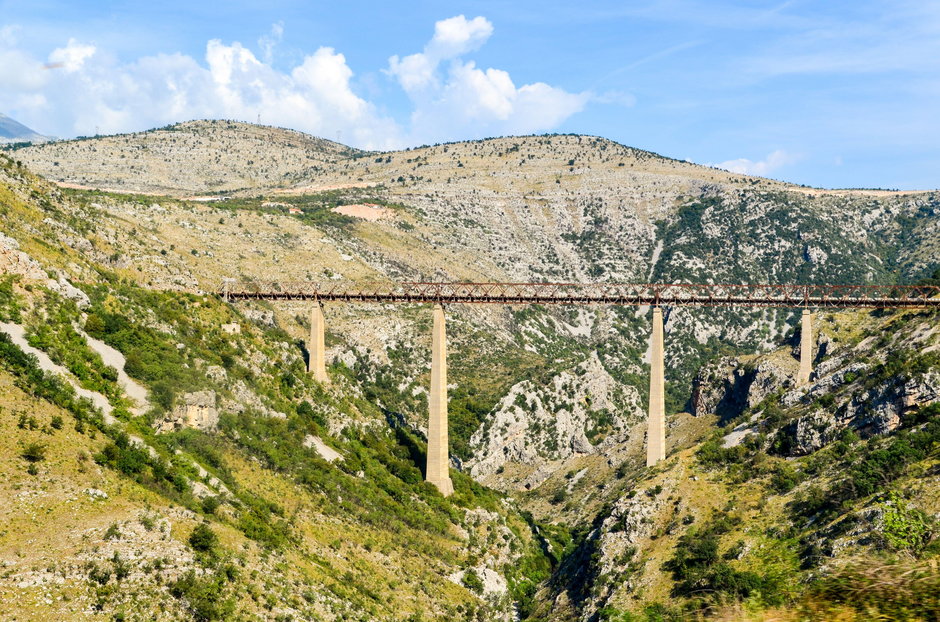 Most kolejowy Mala-Rijeka 