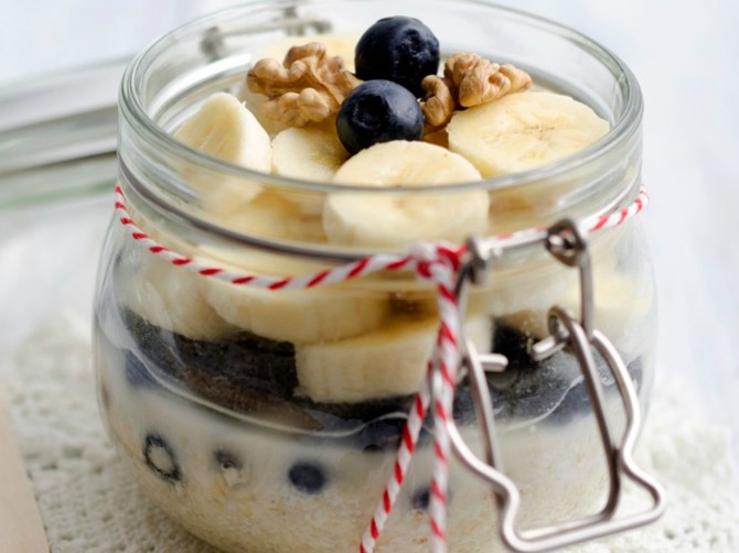 95658_profimedia0dorucak-2-banan-jogurt-bobice