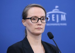 kawka z...halszką witkowską. "rozmowa może pomóc przywrócić kogoś do życia"