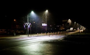 Stare latarnie znikają z krakowskich ulic. LED-y zużyją nawet o połowę mniej prądu